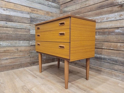 Three drawer mid - three, century