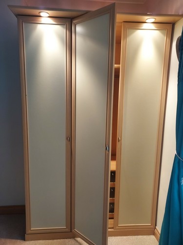 Schreiber used fitted wardrobe